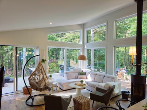 Successful Airbnb property: Earth chalet a few minutes from Tremblant in Lac Supérieur