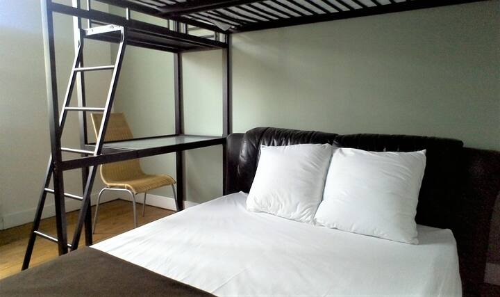 საძინებელი 1