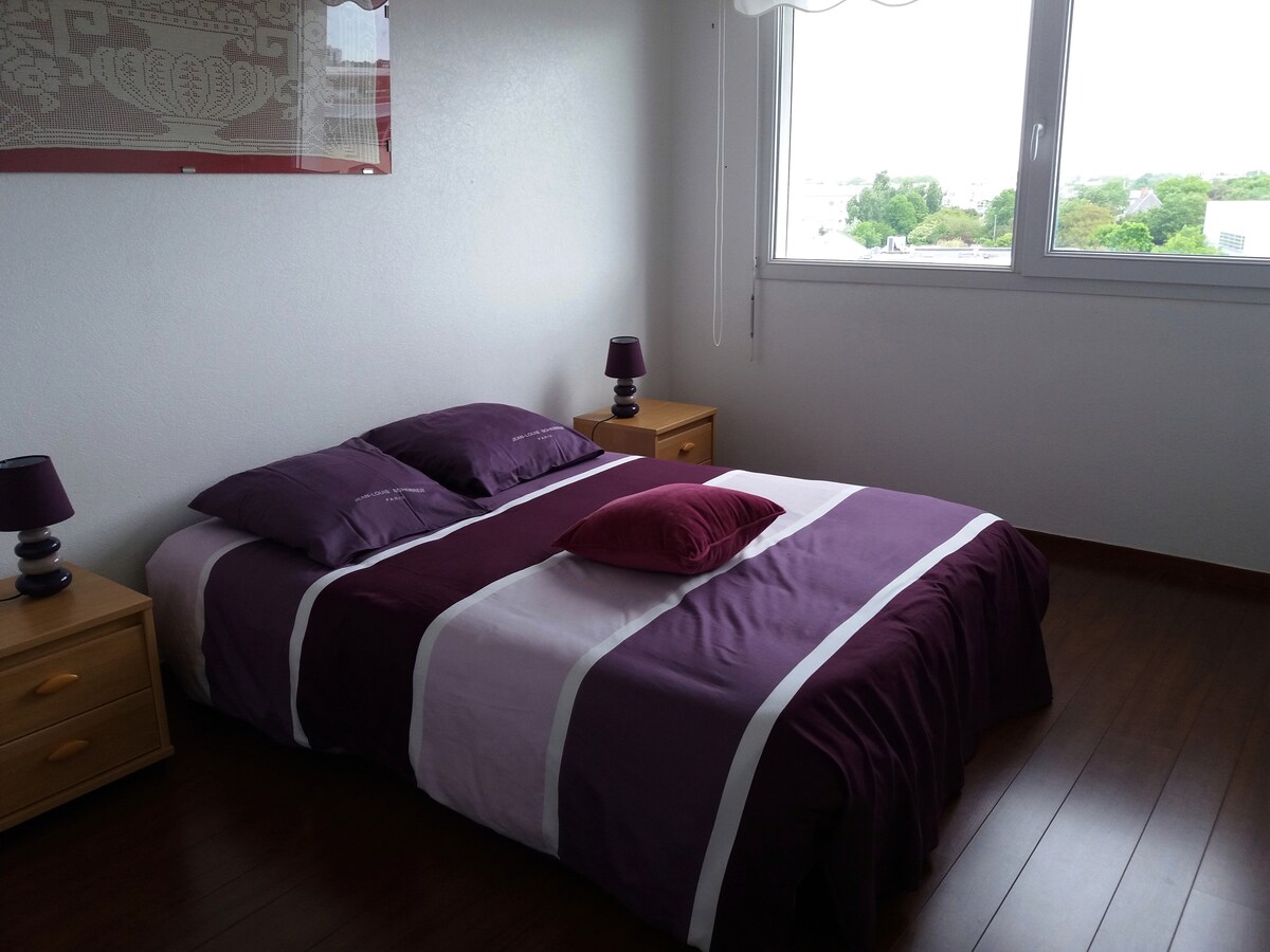 Მთავარი საძინებელი . 160 საწოლი 