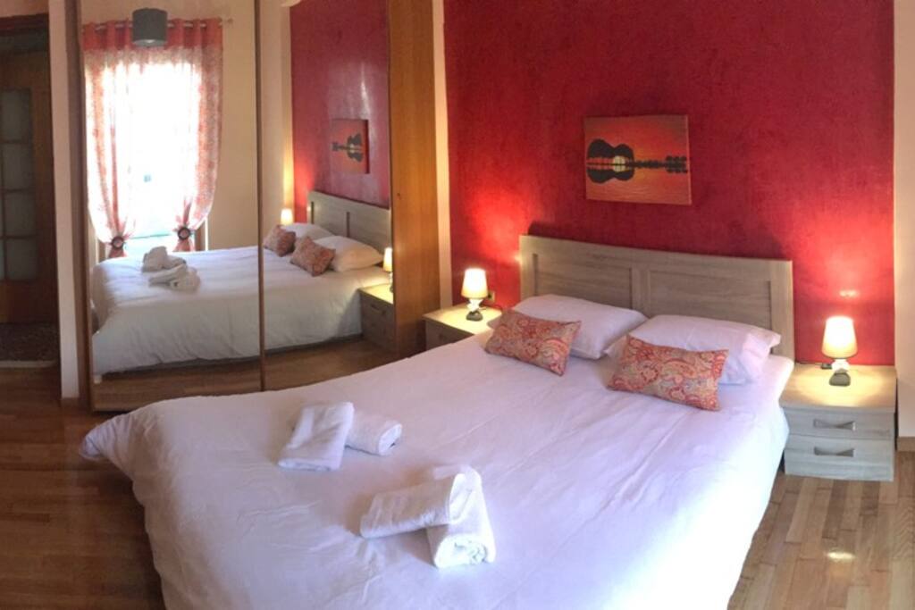 BEDROOM 1