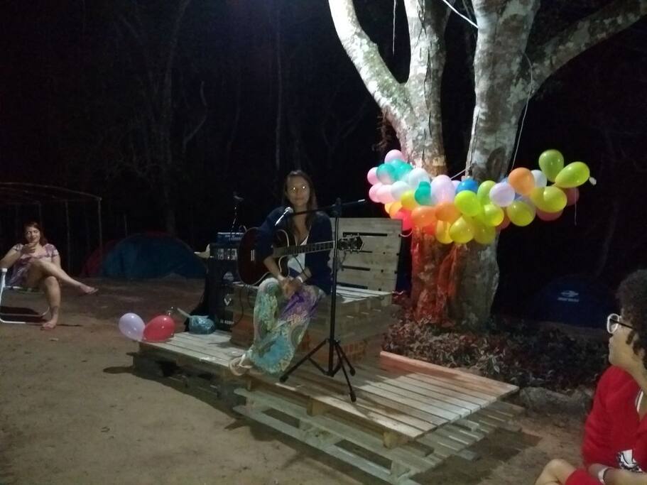 Palco para apresentações culturais