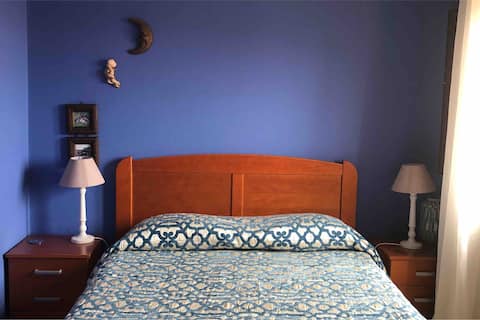 Salvador Dali Room-private room with shared wc