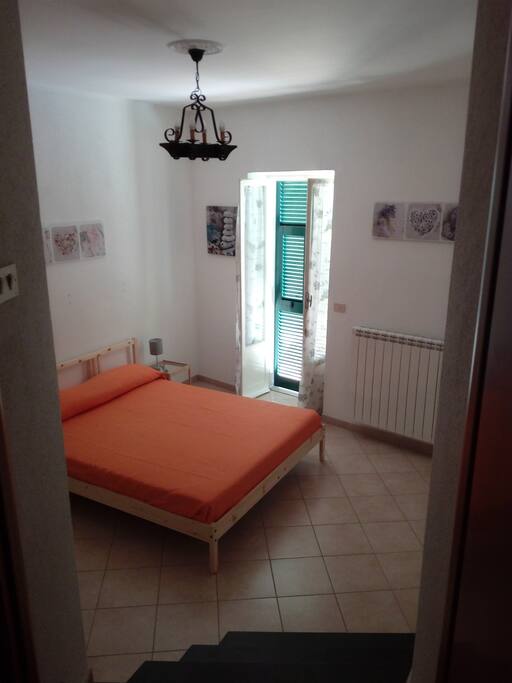 Camera con terrazzo