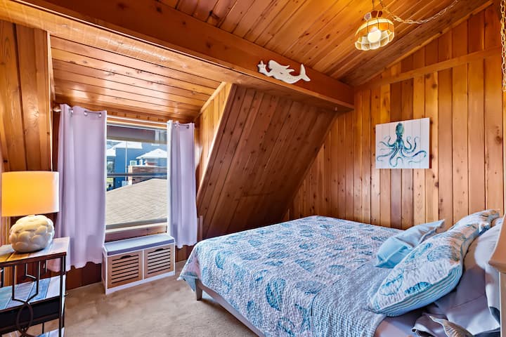 Mermaid Room (upstairs)