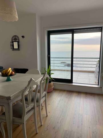 Em frente à praia gallery image 5