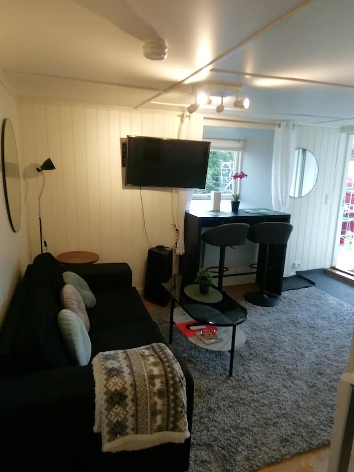 Leilighet Med Egen Inngang I Tromsø Sentrum - Tromsø