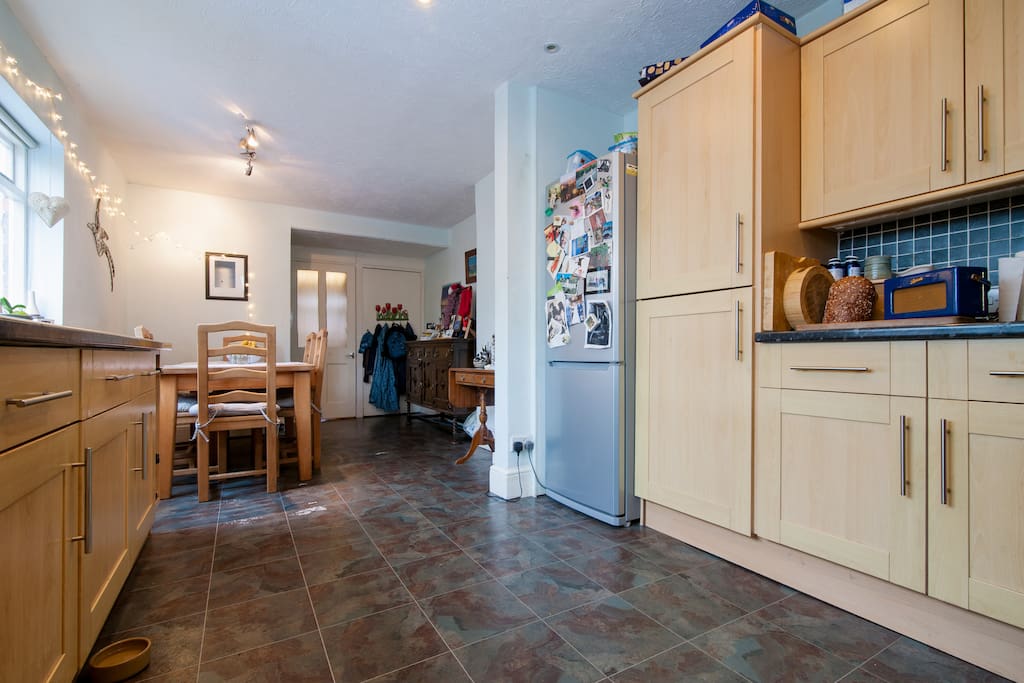 Kitchen dining room. Welcome to make drinks, food. Breakfast here folks.
