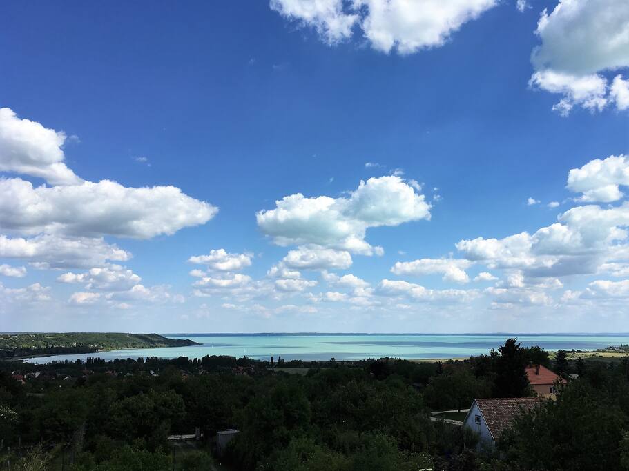 Panoráma a Balatonra