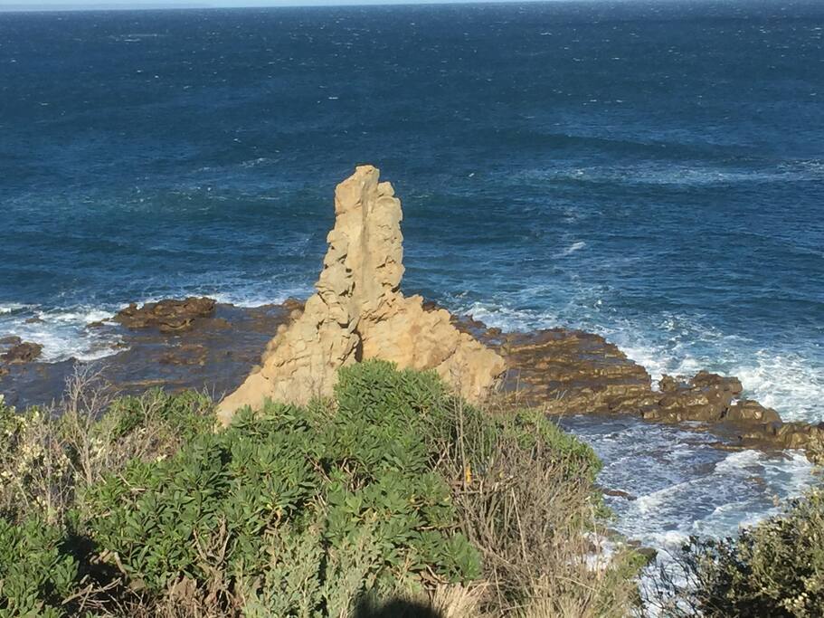 Pyramid rock