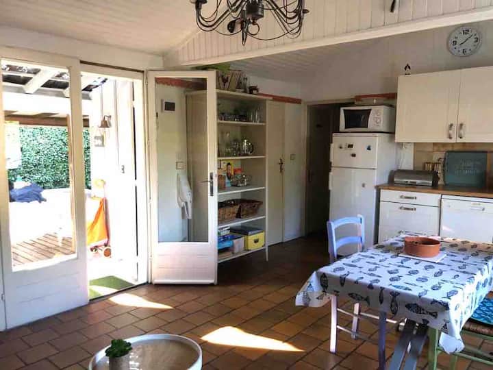 Petite Maison De Vacances à Biscarrosse Bourg - Biscarrosse