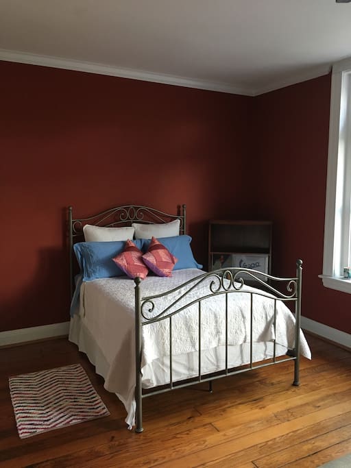 Vintage wrought iron bed