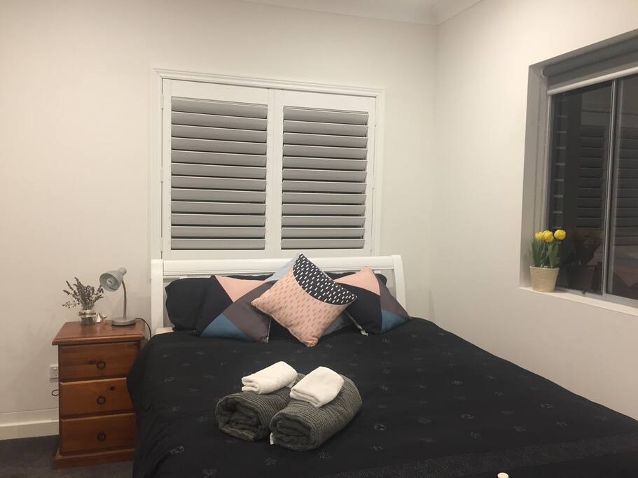 Guest bedroom with Queen size bed