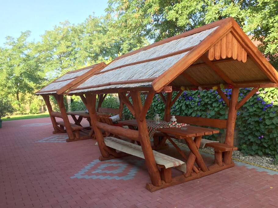 BBQ Place with 20 places.