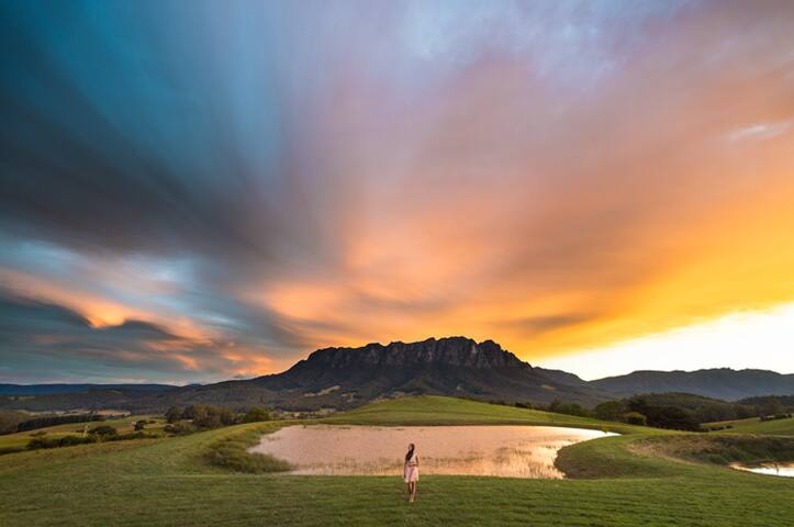 Eagles NestIII Mountain Peace Luxury Spa Farmstay gallery image 4