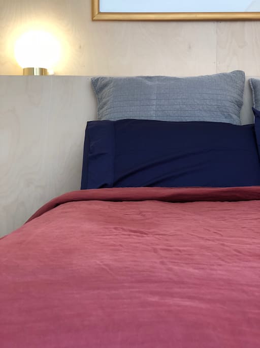 Quality bedding and comfortable memory foam mattress and pillows