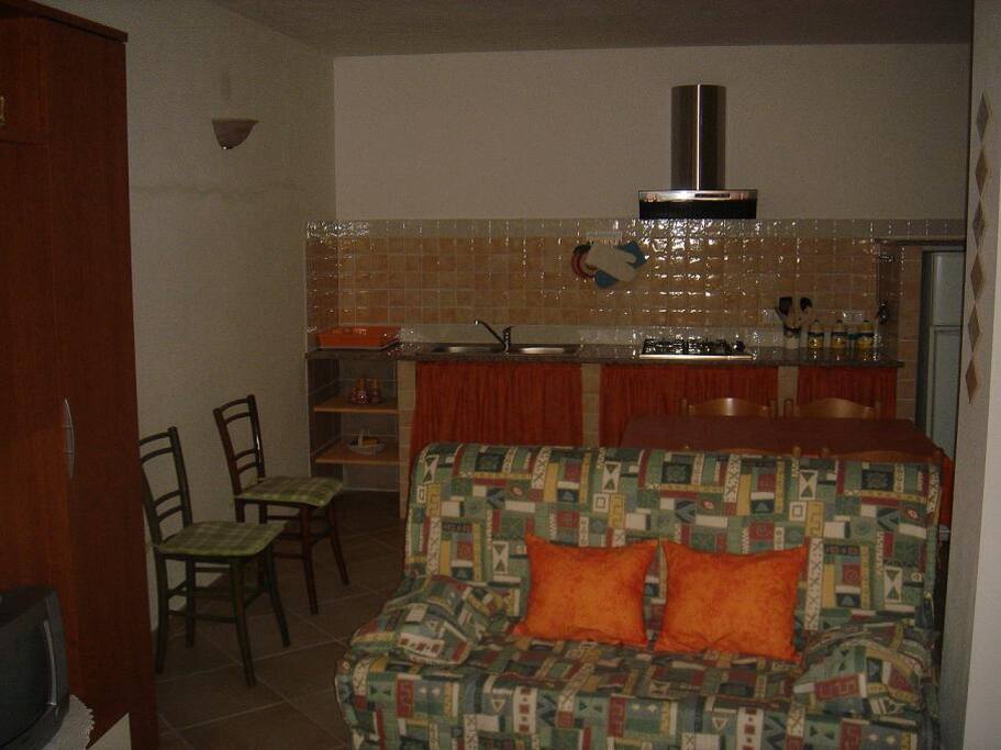 Il salone con il divano letto