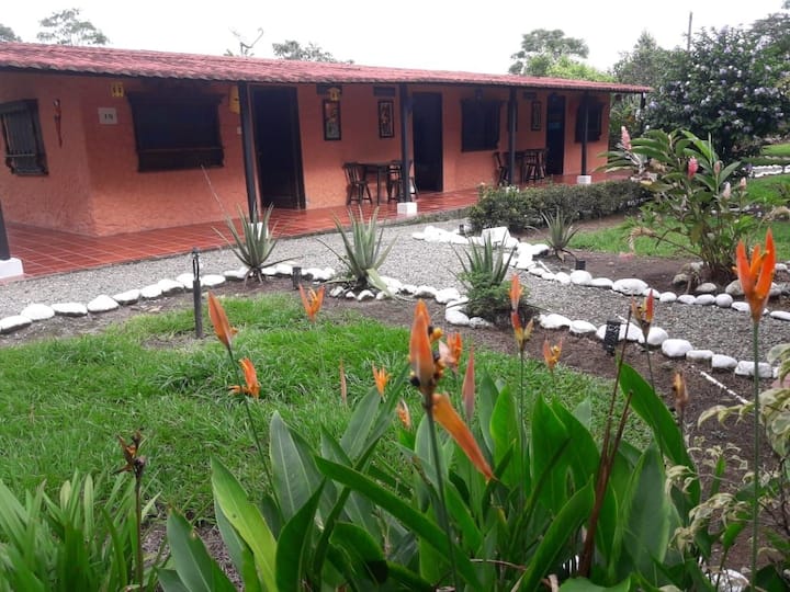 VILLA LAS MARGARITAS BLUE CABIN (56)Guamal Meta Guesthouses for Rent