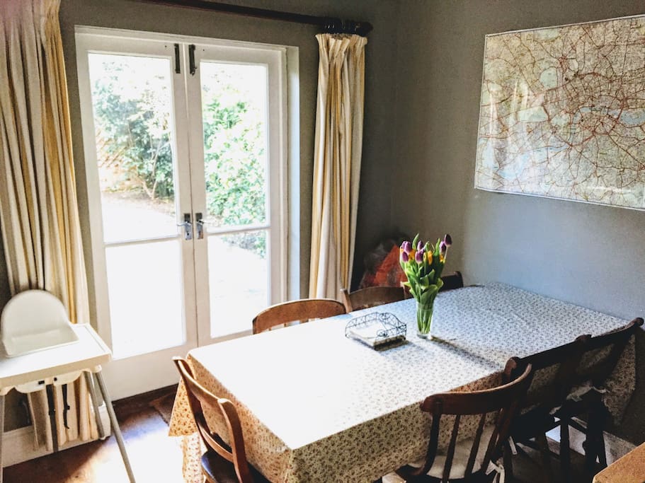 Kitchen table and exit to patio