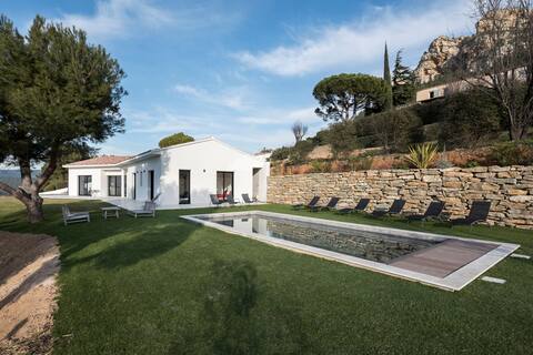 Villa Mita, 360° view/ calanques and Cassis