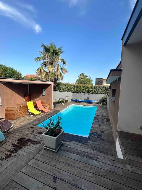 Air-conditioned contemporary villa