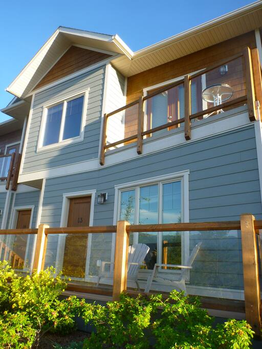 Beautiful 3 bedroom mountain chalet Chalets for Rent in Invermere