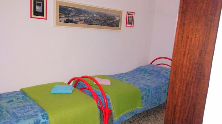 habitación con 2 aplicaciones para el propietario