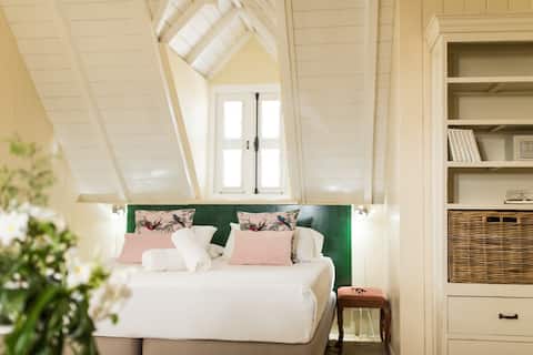 Country House Small Santa Martha Queen Room