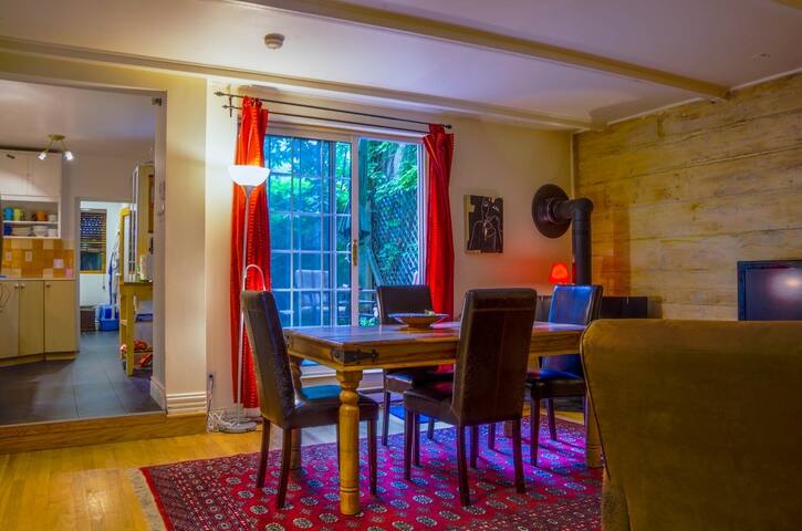 A little piece of paradise… gallery image 2