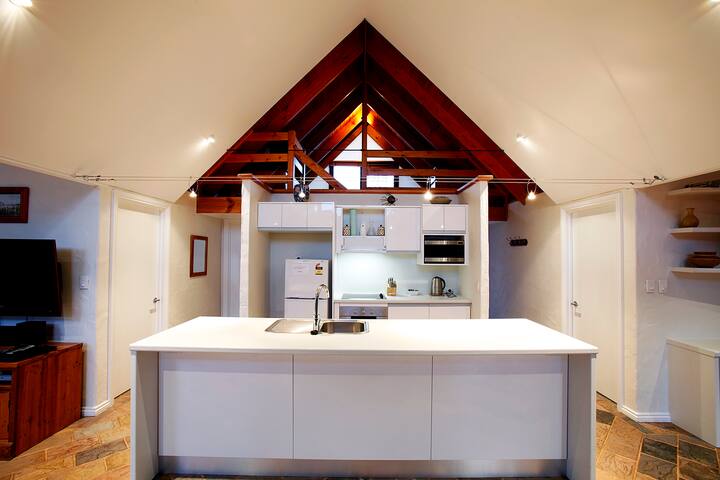 Whalers Cove Villas, Villa Pioneer