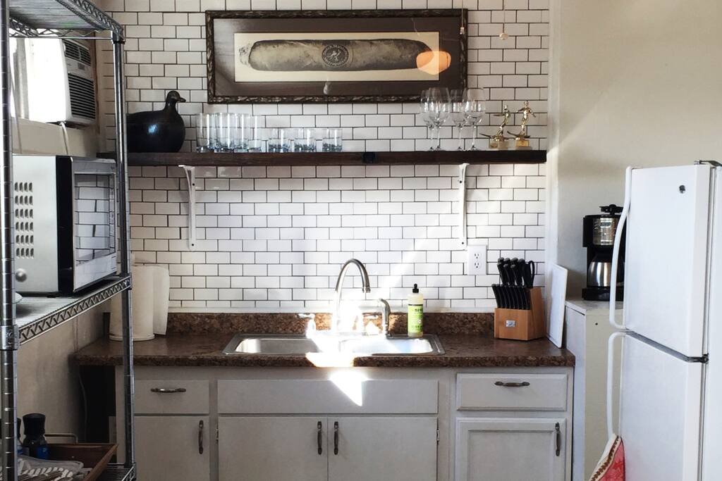 GALLEY KITCHEN