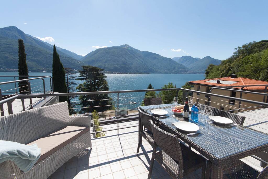 the lake view terrace