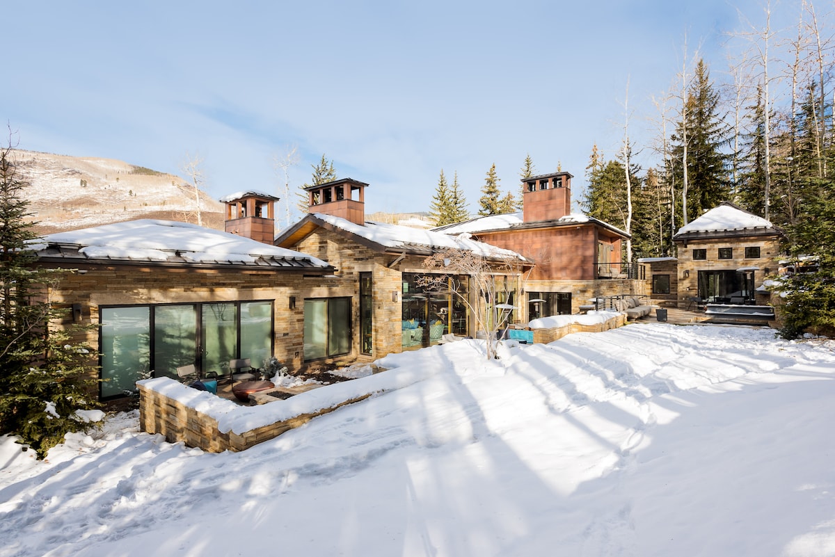 Vail Village Chalet — view 5