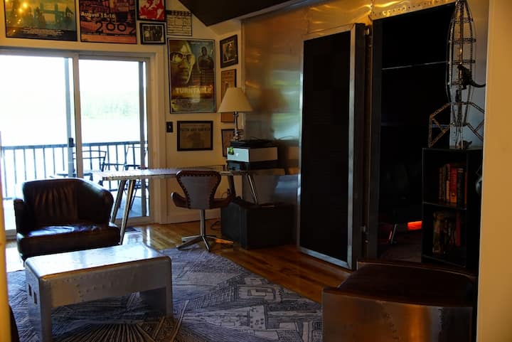 The Film Shack: A Sweetwater Stay - Massachusetts