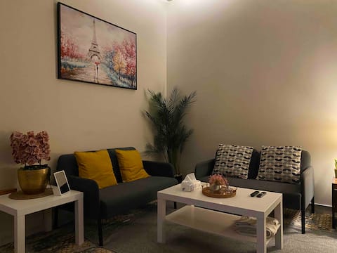 Elegant and comfortable studio with (self check-in).