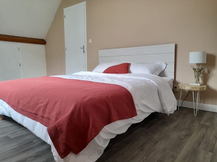 საძინებელი 1