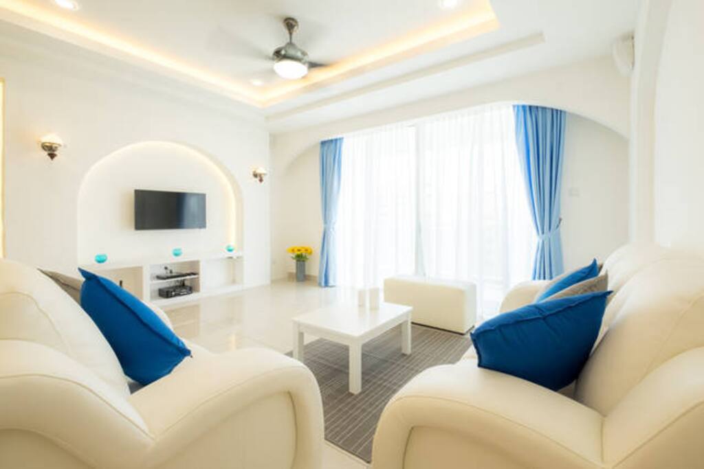 S-13A-03 Living Room