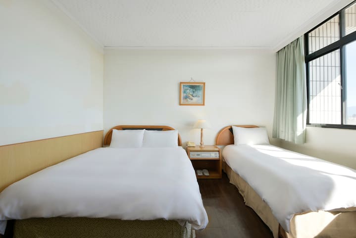 洄嘉居-BackHome Superior Triple Room #5分钟 to Chiayi Railway Station #近文化路夜市#玩阿里山