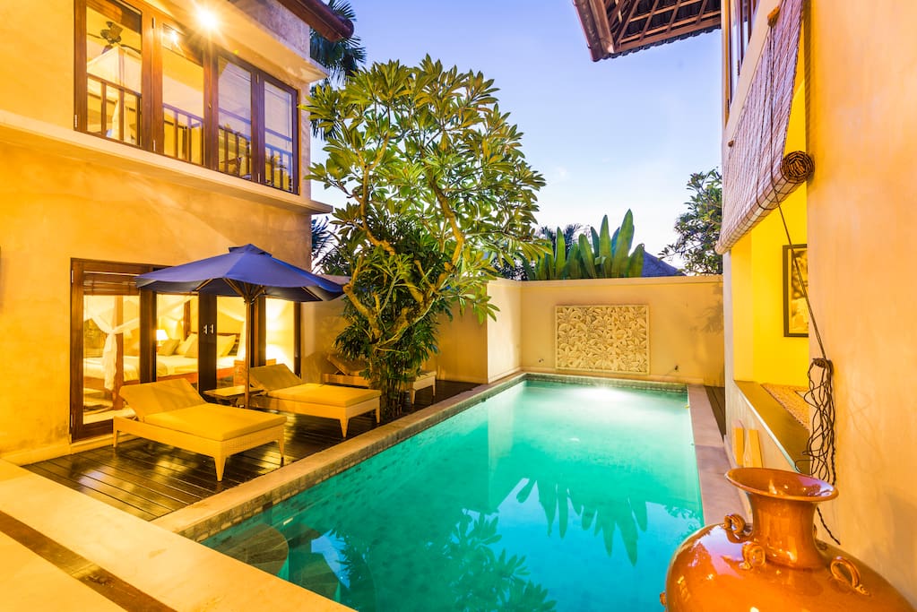 Instead of our other villas, Shakti got two floors and it does not hurt, vice versa it is very nice and pleasant.