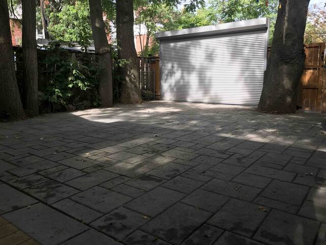 City Home gallery image 3