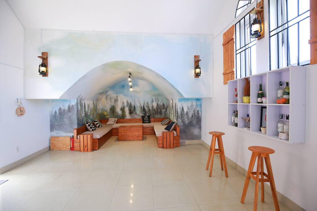 the common space on the 3rd floor