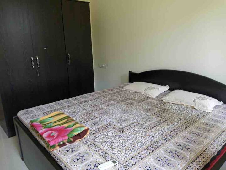 Родителска спалня 1