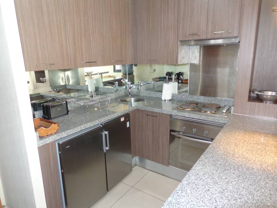 Cocina completamente equipada