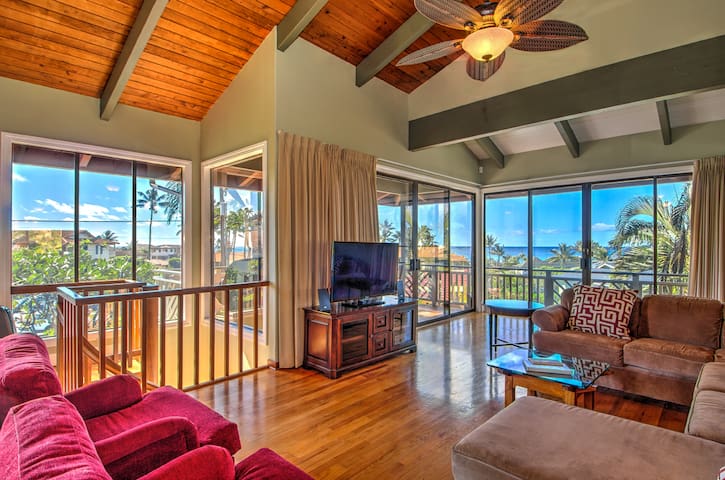 Oceanview, Walk to Poipu Beach, AC, Private Lanai!