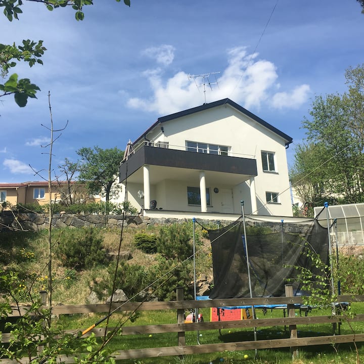 Charming Villa Close To City - Stockholm