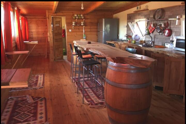 Lori's Cabin in the Galilee הבקתה של לורי בגליל