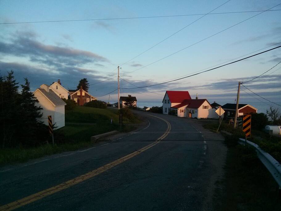 Shore Road East, looking... east