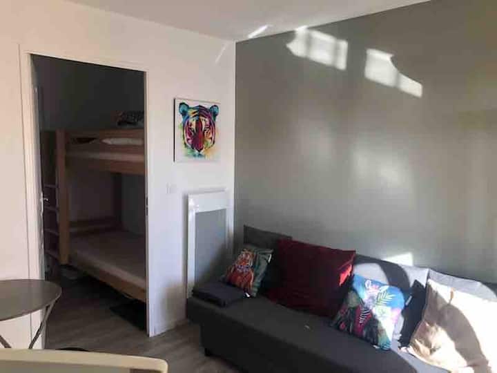Appartement
4 Personnes, Parking, Piscine, Plages - Sanary-sur-Mer
