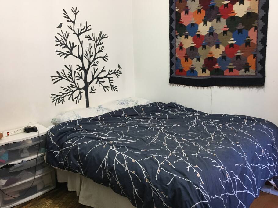 Private bedroom with queen sized bed