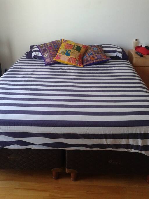 Cama de 2 plazas super cómoda