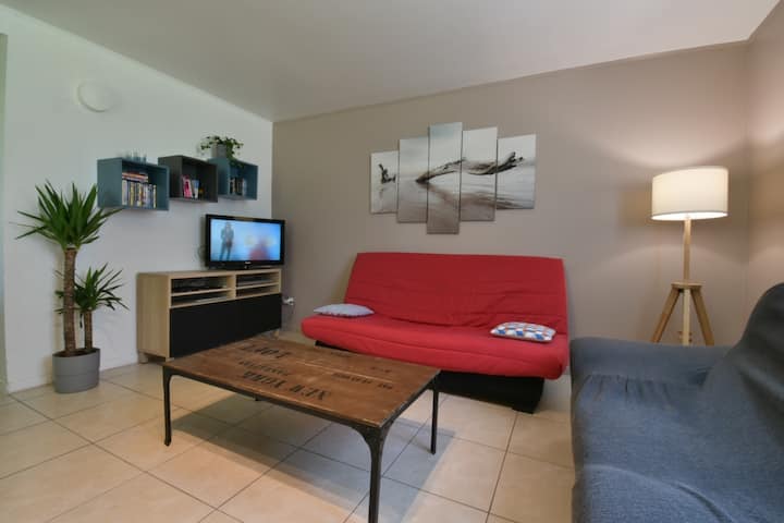 Air-conditioned apartment "Le 16", lot, for 7 people